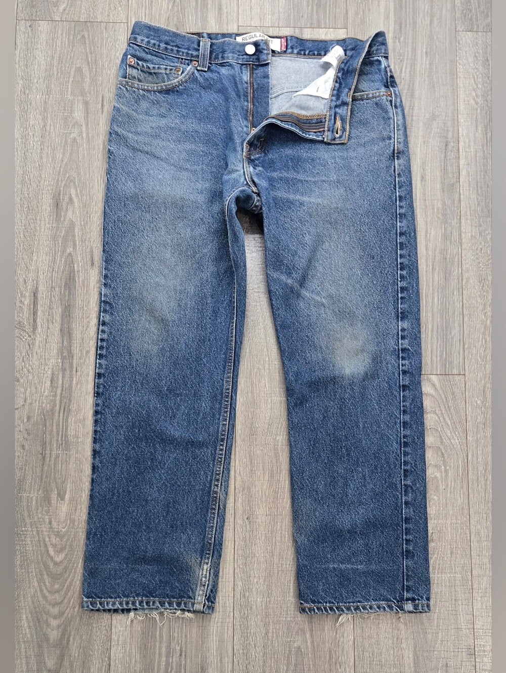 Levi’s 505 Jeans Men’s 34x29 Made in Mexico Y2K Straight Leg Distressed Hem Deni